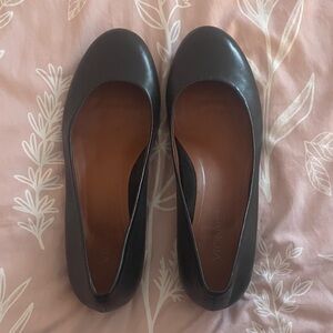 Vionic Women's Classic Black Loafers Flats